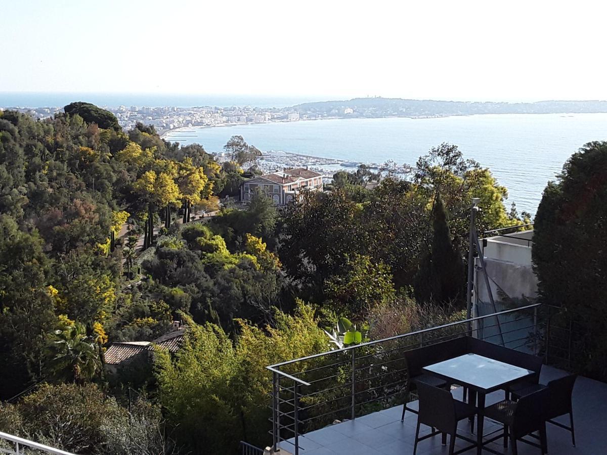 Villa Alamp#Supercannes #Golfejuan #Cannes #Mediterraneanpanoramicview #Piscine #Rooftop # Verymodern #Openliving #Closebeach #Closecapantibes Vallauris Zewnętrze zdjęcie