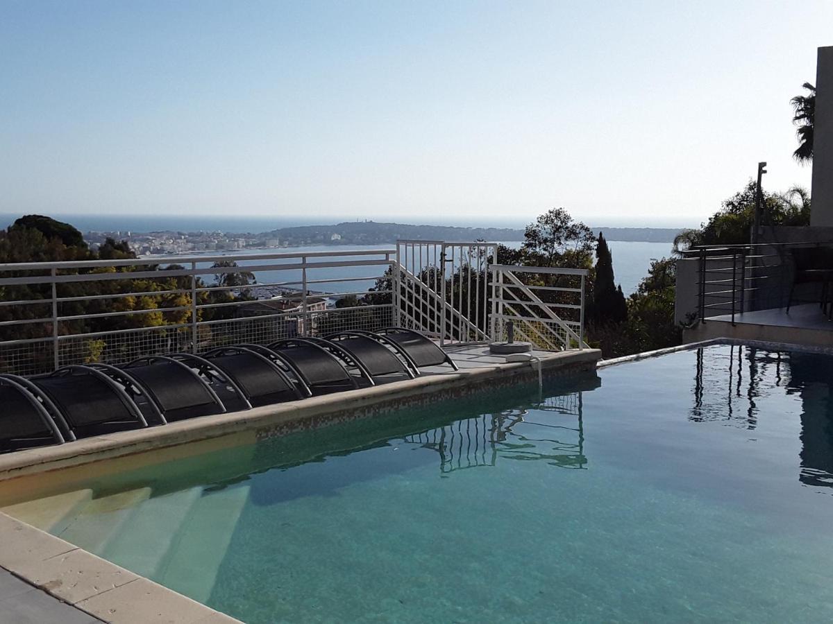 Villa Alamp#Supercannes #Golfejuan #Cannes #Mediterraneanpanoramicview #Piscine #Rooftop # Verymodern #Openliving #Closebeach #Closecapantibes Vallauris Zewnętrze zdjęcie