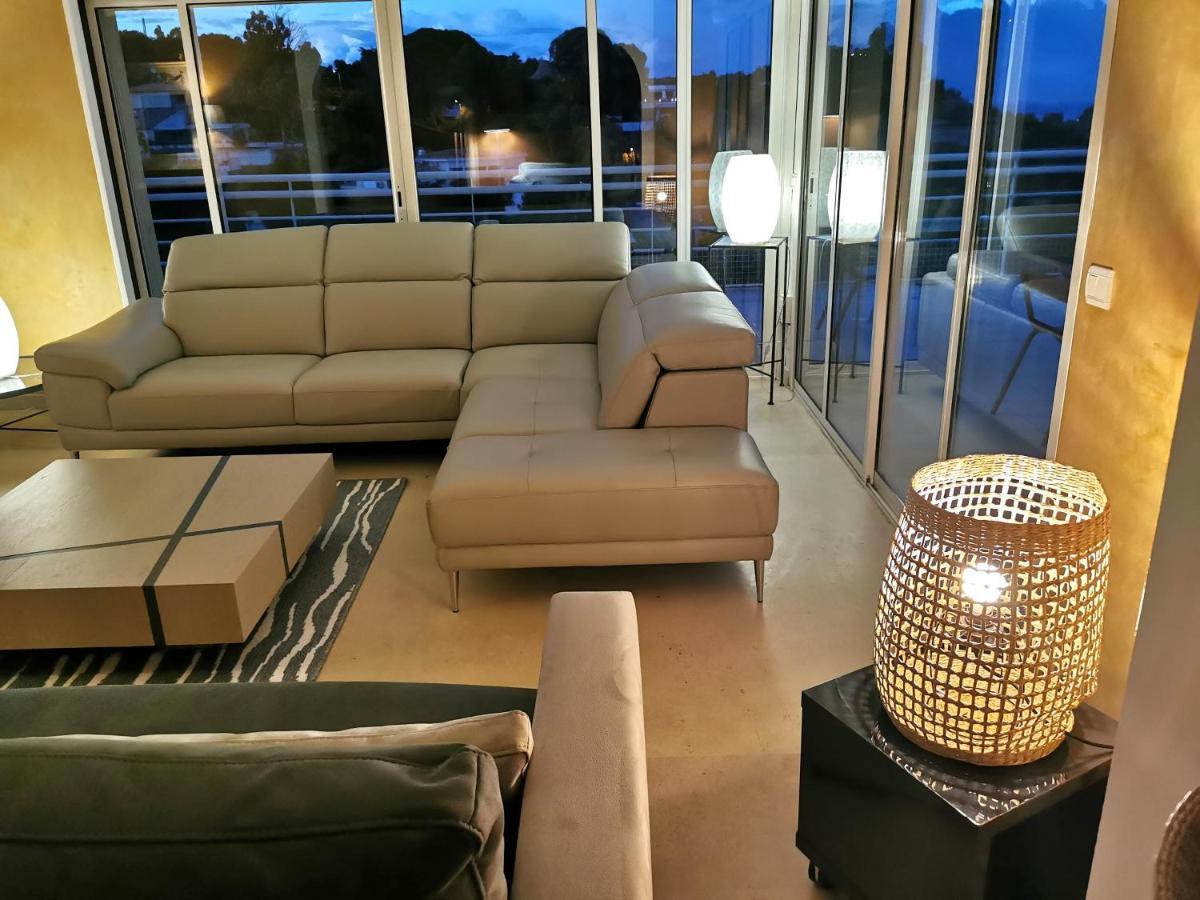 Villa Alamp#Supercannes #Golfejuan #Cannes #Mediterraneanpanoramicview #Piscine #Rooftop # Verymodern #Openliving #Closebeach #Closecapantibes Vallauris Zewnętrze zdjęcie